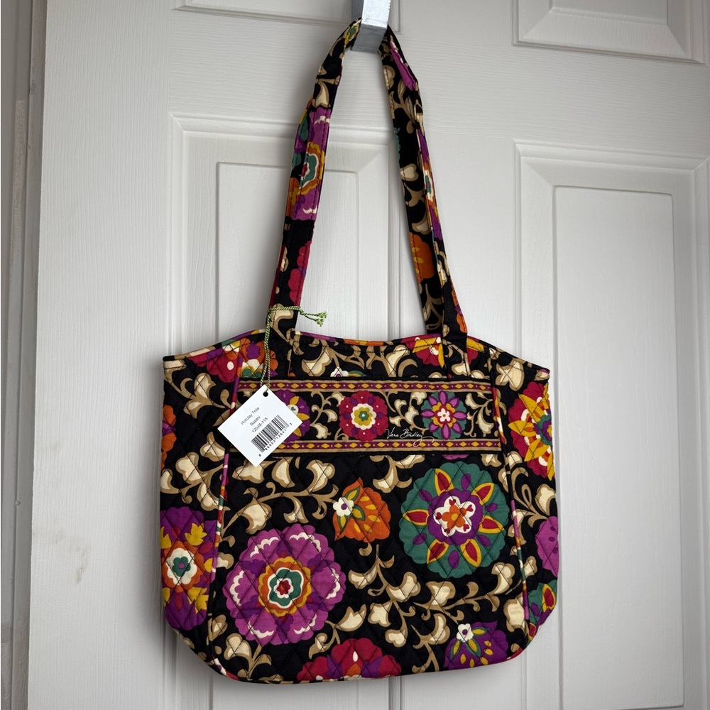 NWT Vera Bradley Suzani Holiday Tote Bag Retired Pattern Travel Bag - LAST ONE